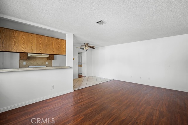 16226 Vanowen Street, Van Nuys CA: https://media.crmls.org/medias/2b676aba-a94b-4757-996f-6f6a56256626.jpg