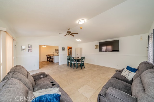 Detail Gallery Image 12 of 37 For 14564 Lilac Rd, Adelanto,  CA 92301 - 3 Beds | 2 Baths