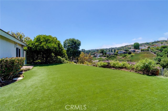 4814 Falcon Rock Place, Rancho Palos Verdes CA: https://media.crmls.org/medias/2b6851bb-9a85-4327-acf1-01c0b92da409.jpg