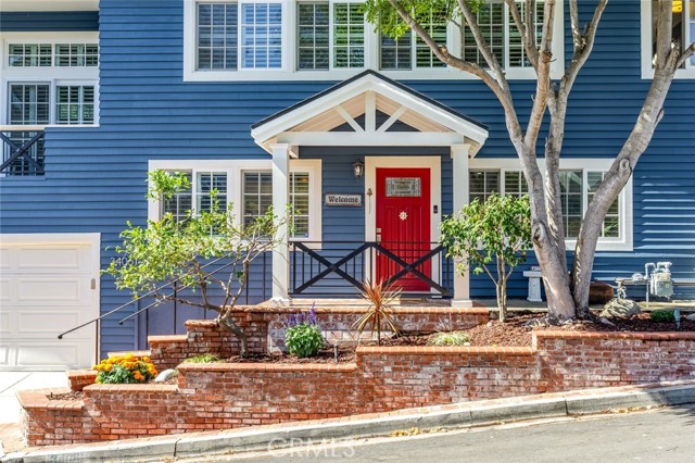 Detail Gallery Image 2 of 49 For 34061 Formosa Drive, Dana Point,  CA 92629 - 4 Beds | 3 Baths