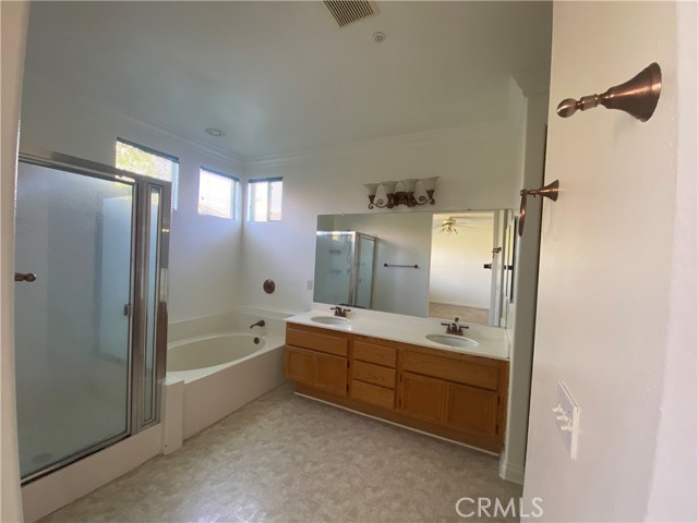 Detail Gallery Image 13 of 17 For 3321 E E Penzance Ln #D,  Orange,  CA 92869 - 3 Beds | 2/1 Baths