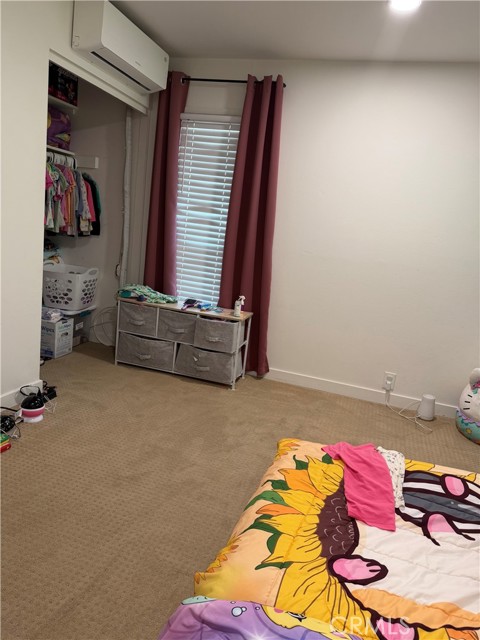 Image 14 of 22 For 10403 Stratton Court