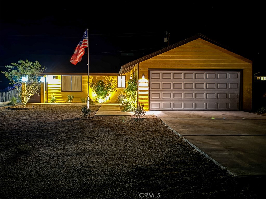 https://media.crmls.org/medias/2b699e79-d416-45e9-859b-19b1c782bb35.jpg?preset=X-Large