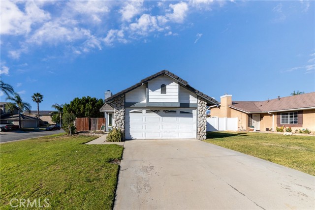 7792 Lemon Court, Fontana, California 92336, 2 Bedrooms Bedrooms, ,2 BathroomsBathrooms,Single Family Residence,For Sale,Lemon,CV24250623