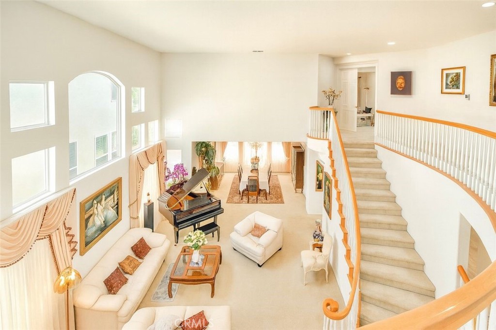 MLS #OC25225093 image #9