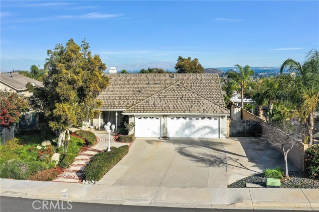 5185 Heatherton Ln, Riverside, CA 92505