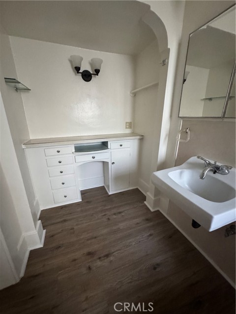 Detail Gallery Image 7 of 11 For 1209 E 1st St, Long Beach,  CA 90802 - – Beds | – Baths