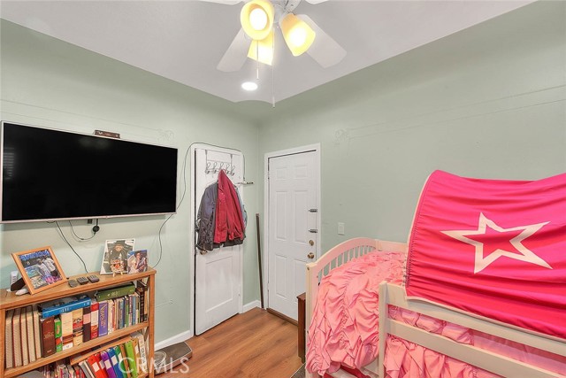 Detail Gallery Image 31 of 44 For 355 E Century Bld, Los Angeles,  CA 90003 - 2 Beds | 1 Baths