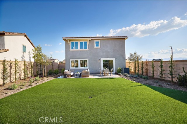 Detail Gallery Image 16 of 19 For 8265 Perada St, Jurupa Valley,  CA 92509 - 4 Beds | 2/1 Baths