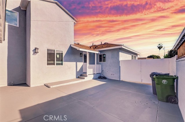 Detail Gallery Image 25 of 27 For 1913 N Castlegate, Compton,  CA 90221 - 3 Beds | 2 Baths