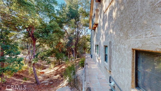 Detail Gallery Image 30 of 71 For 1248 Rocky Rd, Simi Valley,  CA 93063 - 5 Beds | 3 Baths