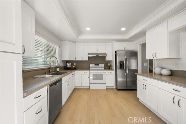 4052 Escudero, Irvine CA: https://media.crmls.org/medias/2b6c8ac7-e8a7-4a8a-9371-9f7b7b9ee469.jpg