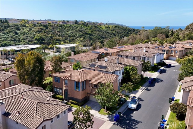 Detail Gallery Image 4 of 27 For 11334 W San Raphael Driveway, San Diego,  CA 92130 - 3 Beds | 2/1 Baths