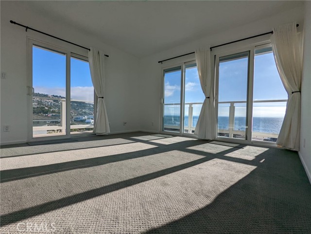 Detail Gallery Image 13 of 44 For 320 Paseo De La Playa a,  Redondo Beach,  CA 90277 - 2 Beds | 2/1 Baths