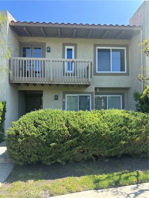 Image 4 of 21 For 15 Hilltop Circle