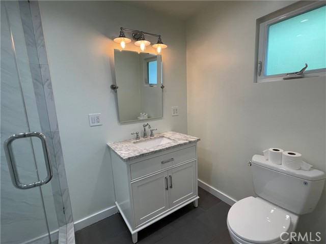 Detail Gallery Image 9 of 37 For 22678 Kittridge St, West Hills,  CA 91307 - 4 Beds | 3 Baths