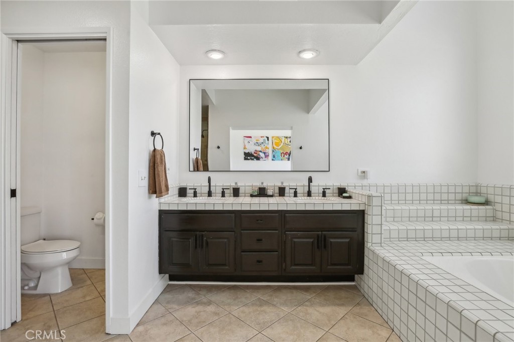2B6Da40C Dbfe 403F 8C7D 7D6C4005Abfe 15 Waterway #11, Irvine, Ca 92614 &Lt;Span Style='BackgroundColor:transparent;Padding:0Px;'&Gt; &Lt;Small&Gt; &Lt;I&Gt; &Lt;/I&Gt; &Lt;/Small&Gt;&Lt;/Span&Gt;