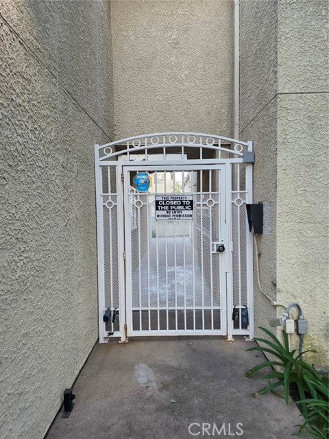 Detail Gallery Image 35 of 36 For 4558 Willis #114,  Sherman Oaks,  CA 91403 - 2 Beds | 2 Baths