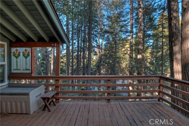 Detail Gallery Image 23 of 33 For 648 Crest Estates Dr, Lake Arrowhead,  CA 92352 - 2 Beds | 1 Baths