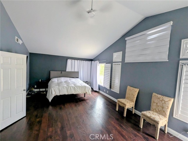 580 Hillsborough Way, Corona CA: https://media.crmls.org/medias/2b6e9861-05a1-43c6-af87-11c04db34d91.jpg