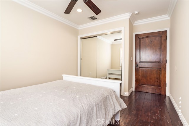 Detail Gallery Image 20 of 29 For 17159 Kingsbury, Granada Hills,  CA 91344 - 5 Beds | 3 Baths