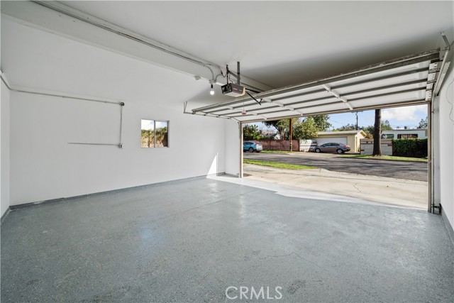 Image 27 of 35 For 1541 Wellington Avenue