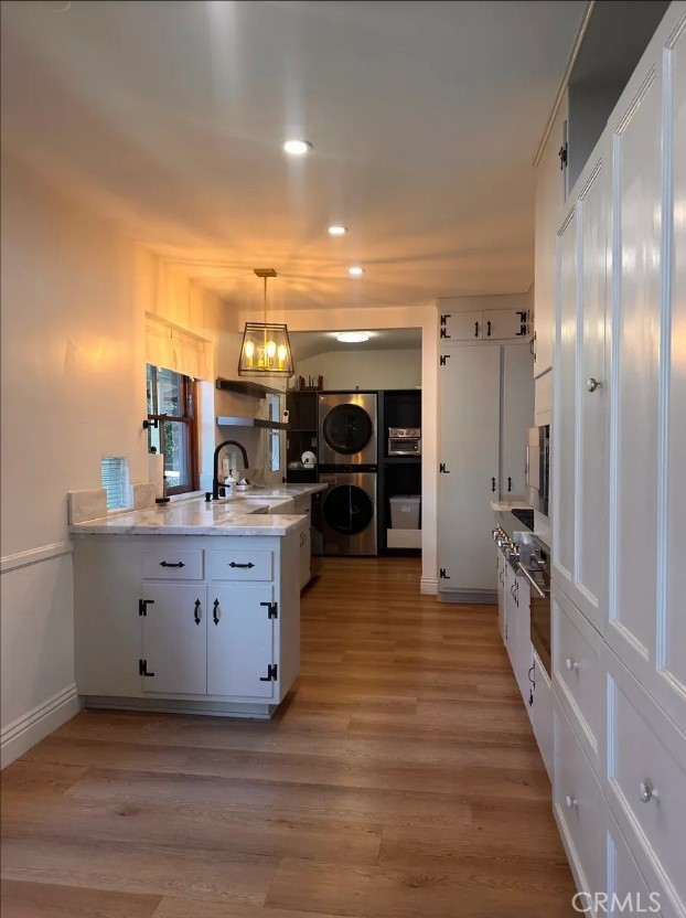 Detail Gallery Image 7 of 35 For 3021 W Clark Ave, Burbank,  CA 91505 - 3 Beds | 2 Baths