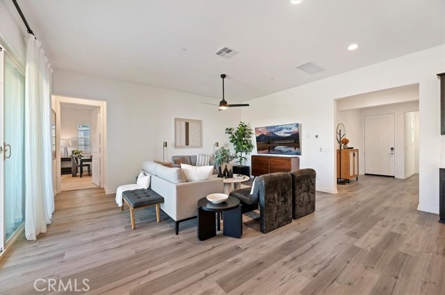 Detail Gallery Image 14 of 52 For 11560 Arch Hill Dr, Corona,  CA 92883 - 3 Beds | 2 Baths