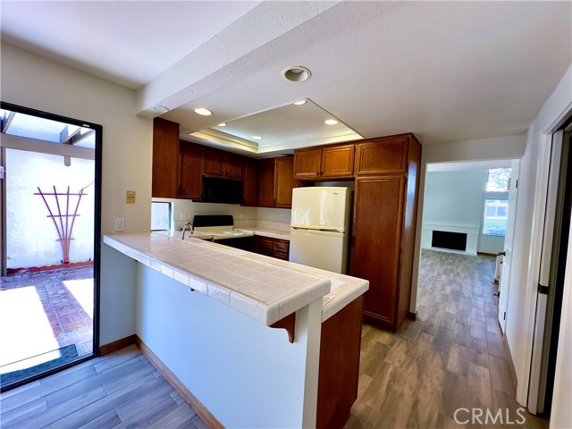 Detail Gallery Image 12 of 22 For 14 Vercelli, Irvine,  CA 92620 - 3 Beds | 2/1 Baths