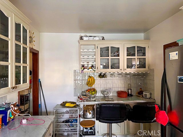 https://media.crmls.org/medias/2b71a00f-8448-4160-b1a5-f57f34ab27bd.jpg?preset=X-Large