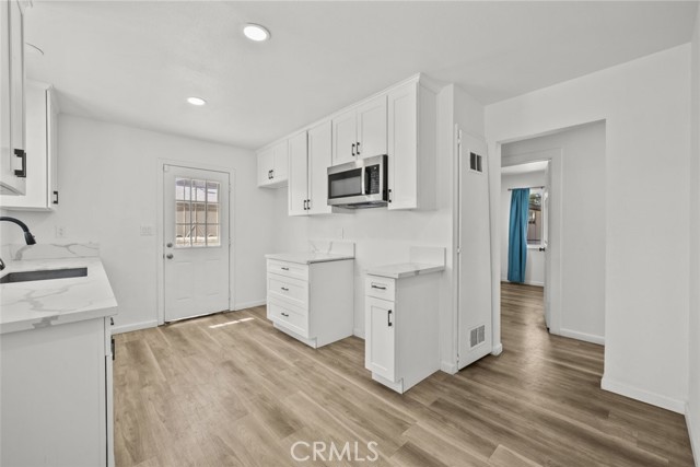 Detail Gallery Image 12 of 22 For 1135 W Pillsbury St, Lancaster,  CA 93534 - 3 Beds | 1 Baths