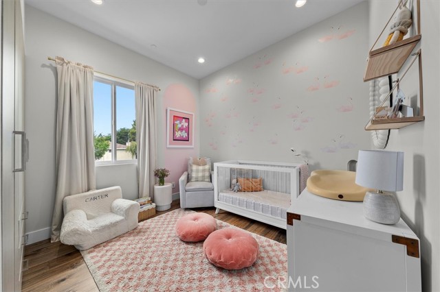 Detail Gallery Image 25 of 36 For 2713 Carnegie Ln #B,  Redondo Beach,  CA 90278 - 5 Beds | 4 Baths