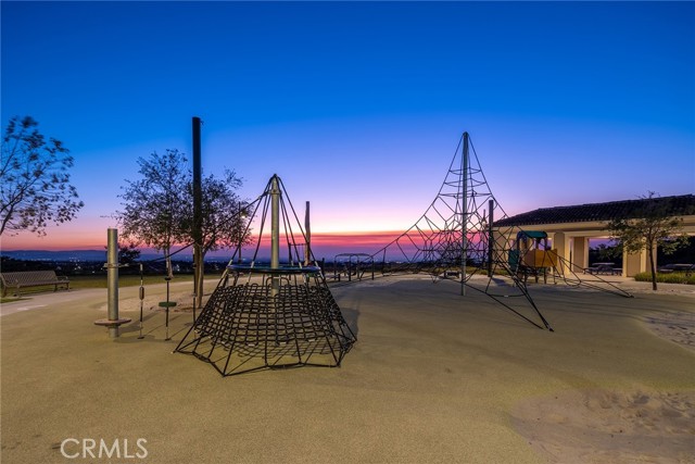 162 Somera, Irvine CA: https://media.crmls.org/medias/2b72a73c-bbab-446d-8c69-62ec741d37e0.jpg