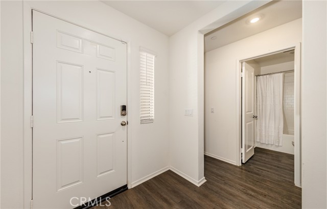 Detail Gallery Image 4 of 25 For 1455 Honor Way, Hemet,  CA 92543 - 4 Beds | 3 Baths