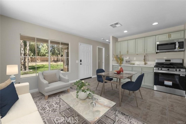 Detail Gallery Image 1 of 11 For 1037 Charles St, Banning,  CA 92220 - 2 Beds | 1 Baths