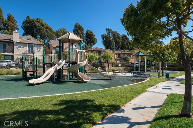 Detail Gallery Image 47 of 52 For 3686 W Scribner, Inglewood,  CA 90305 - 4 Beds | 3/1 Baths