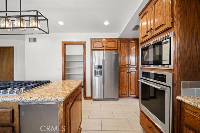 Detail Gallery Image 20 of 46 For 5780 Baldwin, Jurupa Valley,  CA 92509 - 4 Beds | 3 Baths