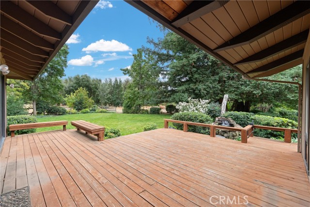 55 Roseanna Court, Chico CA: https://media.crmls.org/medias/2b757d33-3a7e-4e7d-afe6-2f66ab4193f0.jpg