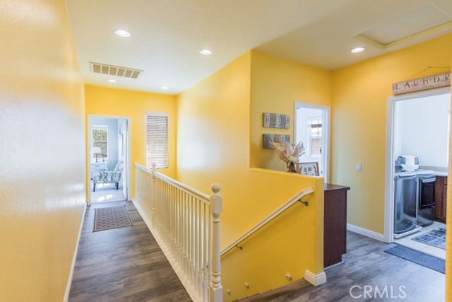 Detail Gallery Image 10 of 58 For 20413 Janzer Ct, Newhall,  CA 91350 - 5 Beds | 3 Baths