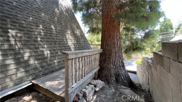 Detail Gallery Image 25 of 28 For 1241 Bear Springs Rd, Rimforest,  CA 92378 - 3 Beds | 1/1 Baths
