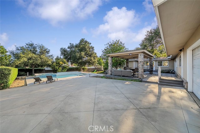 Detail Gallery Image 39 of 56 For 726 E Sierra Madre Ave, Glendora,  CA 91741 - 5 Beds | 2/1 Baths