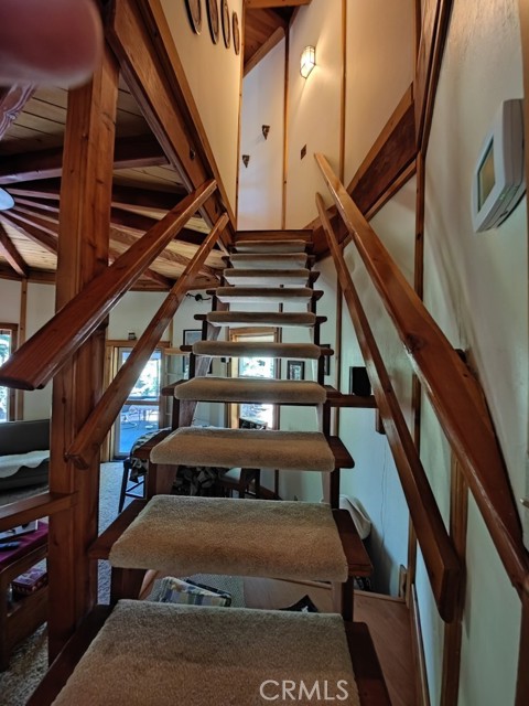 13892 Davos Drive, Truckee CA: https://media.crmls.org/medias/2b7980a3-747e-460d-8e00-37a7bf27d336.jpg