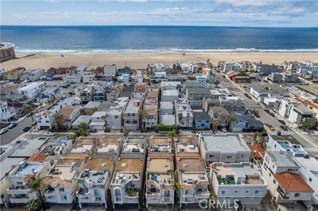 154 Manhattan Avenue, Hermosa Beach, California 90254, 3 Bedrooms Bedrooms, ,2 BathroomsBathrooms,Residential,Sold,Manhattan,SB22064844