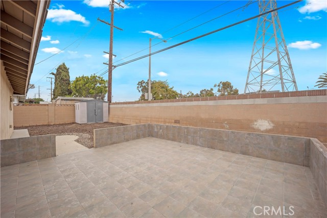 16924 Belforest Drive, Carson CA: https://media.crmls.org/medias/2b79e100-cd1f-49ab-b4dc-c6021139d3df.jpg