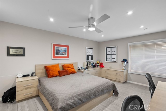 3051 Gertrude Avenue, La Crescenta CA: https://media.crmls.org/medias/2b79fbfc-21d7-42e4-bc87-3d9ceb8697db.jpg