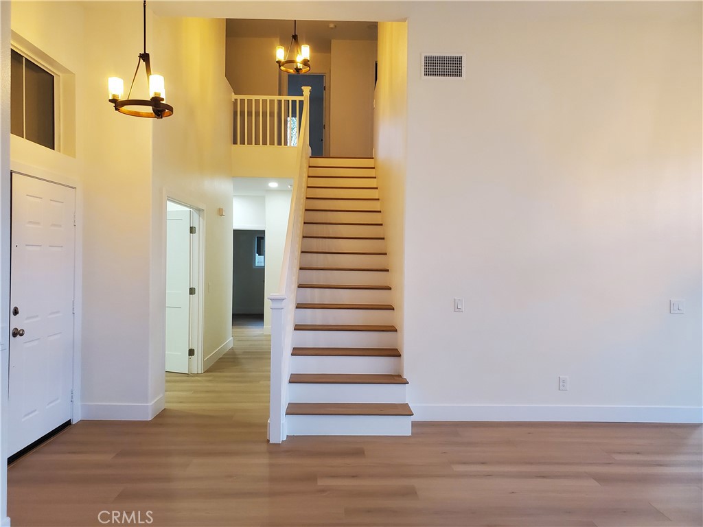 MLS #OC25261942 image #29