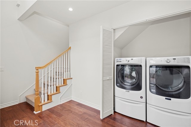 314 1/2 Larkspur Avenue, Corona del Mar CA: https://media.crmls.org/medias/2b7b086d-a06d-4dd5-ac81-6389afab09be.jpg