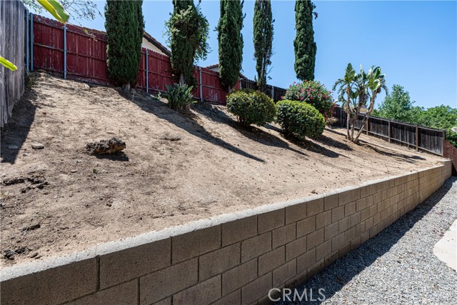 Detail Gallery Image 39 of 49 For 14791 Mountain High Dr, Fontana,  CA 92337 - 4 Beds | 2/1 Baths