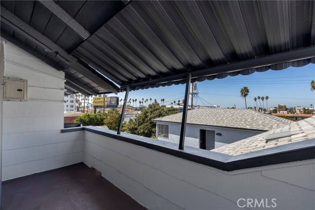 323 North New Hampshire photo 27