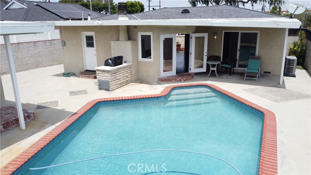 Detail Gallery Image 1 of 17 For 2530 Maricopa St, Torrance,  CA 90503 - 2 Beds | 2 Baths